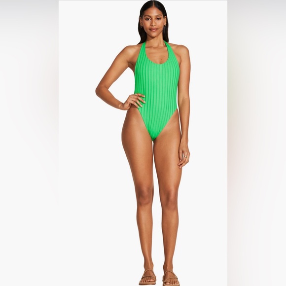 NWT! Vitamin A Alia One Piece Swimsuit - Picture 3 of 8